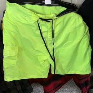 Men’s board shorts